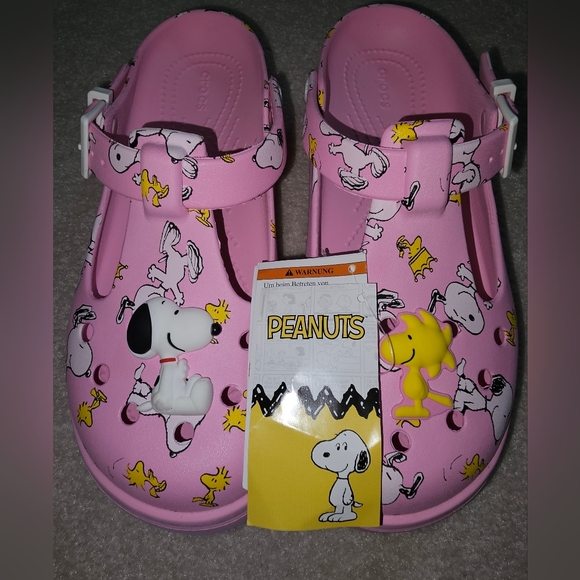 CROCS Shoes - CROCS Pink Mules with Snoopy and Woodstock